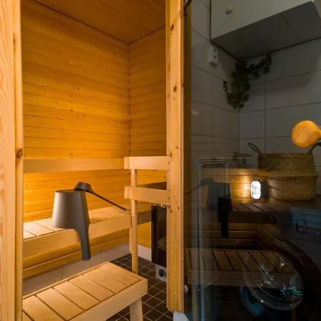 Apartmán Small And Cosy With Sauna And Parking *